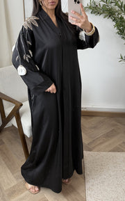 Maniya Abaya